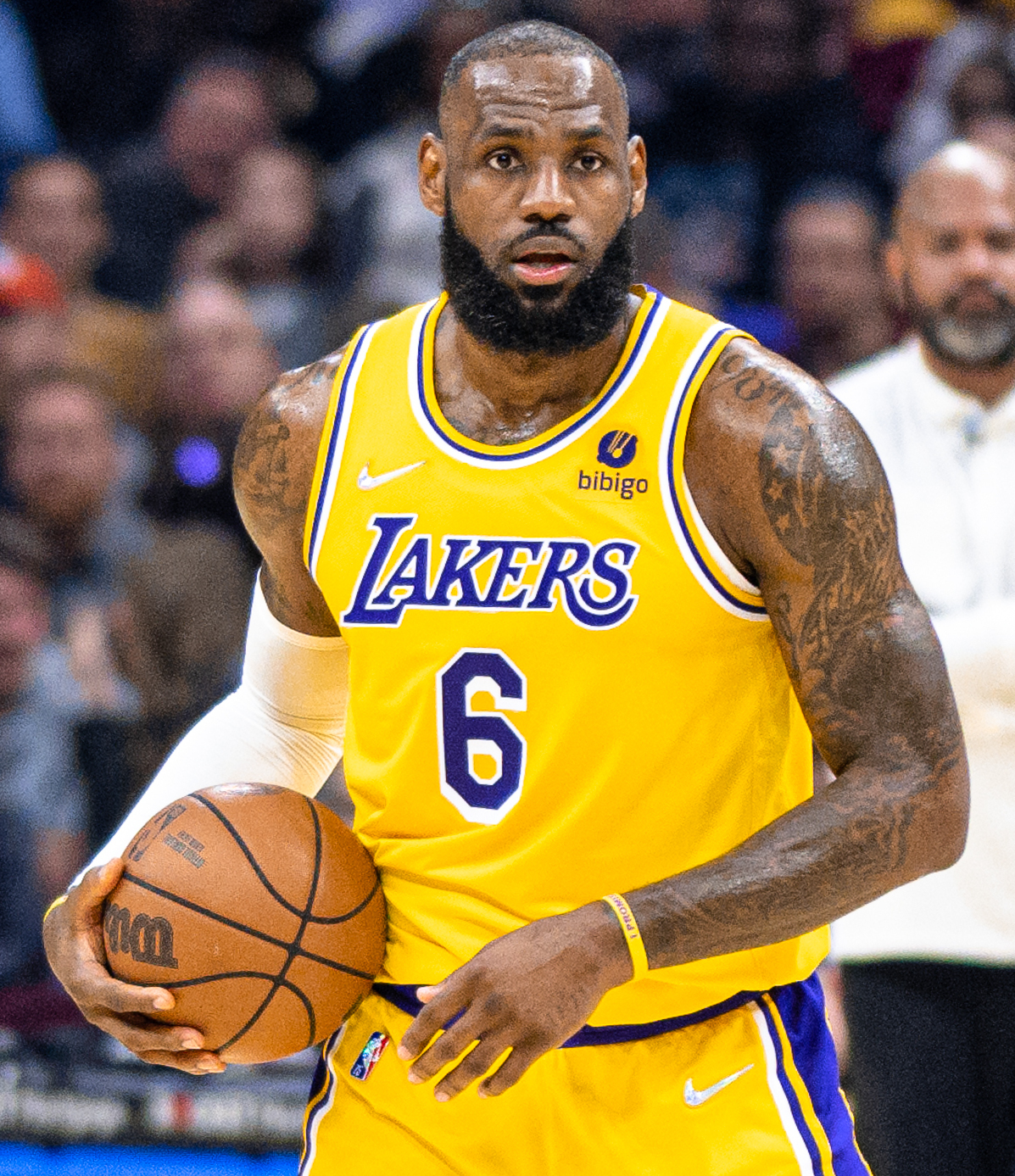 LeBron James (51959977144) (cropped2)