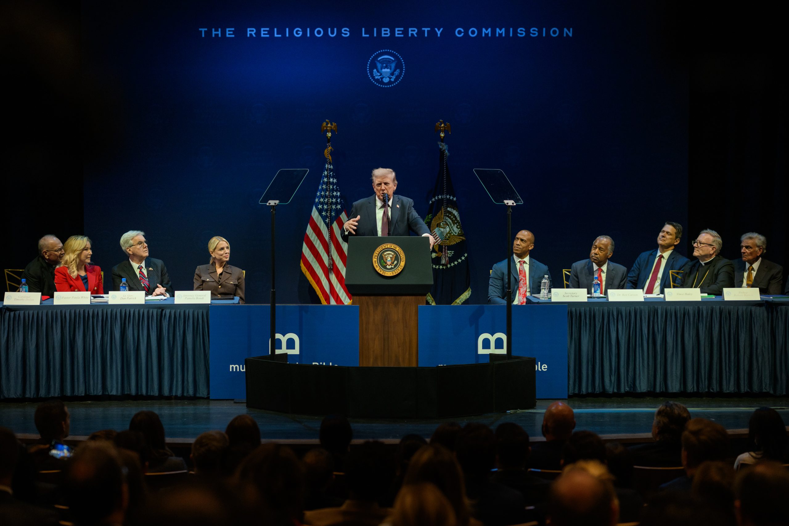 P20250908MR 1914 President Donald Trump delivers remarks to the White House Religious Liberty Commission