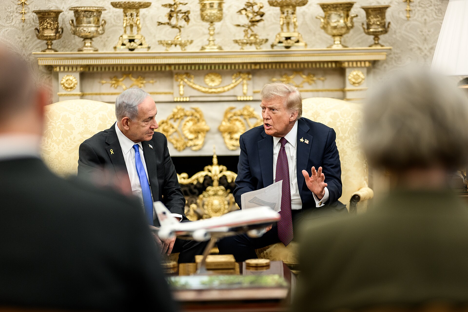 P20250929DT 0370 President Donald Trump and Israeli Prime Minister Benjamin Netanyahu hold a joint press conference