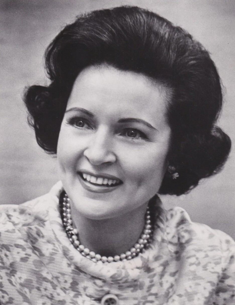 Betty White &amp;quot;Ask Betty White&amp;quot; (1967 CBS press photo)