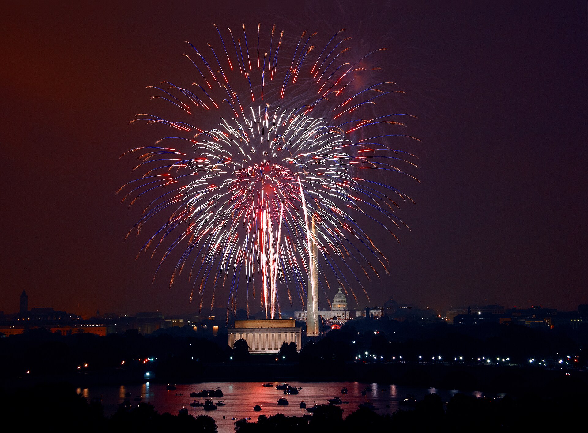 July 4th fireworks, Washington, D.C. (LOC)