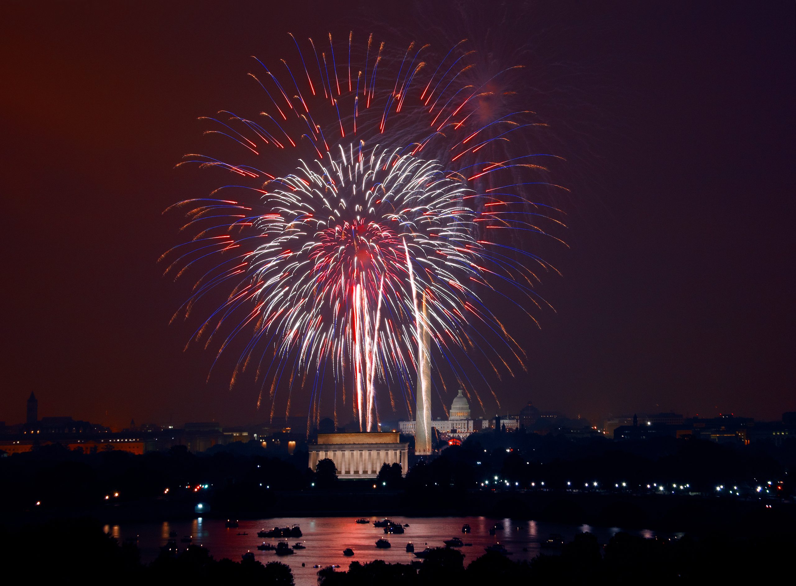 July 4th fireworks, Washington, D.C. (LOC)