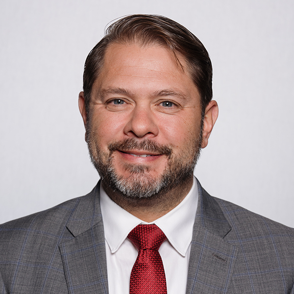 Sen. Ruben Gallego official Senate photo, 119th Congress