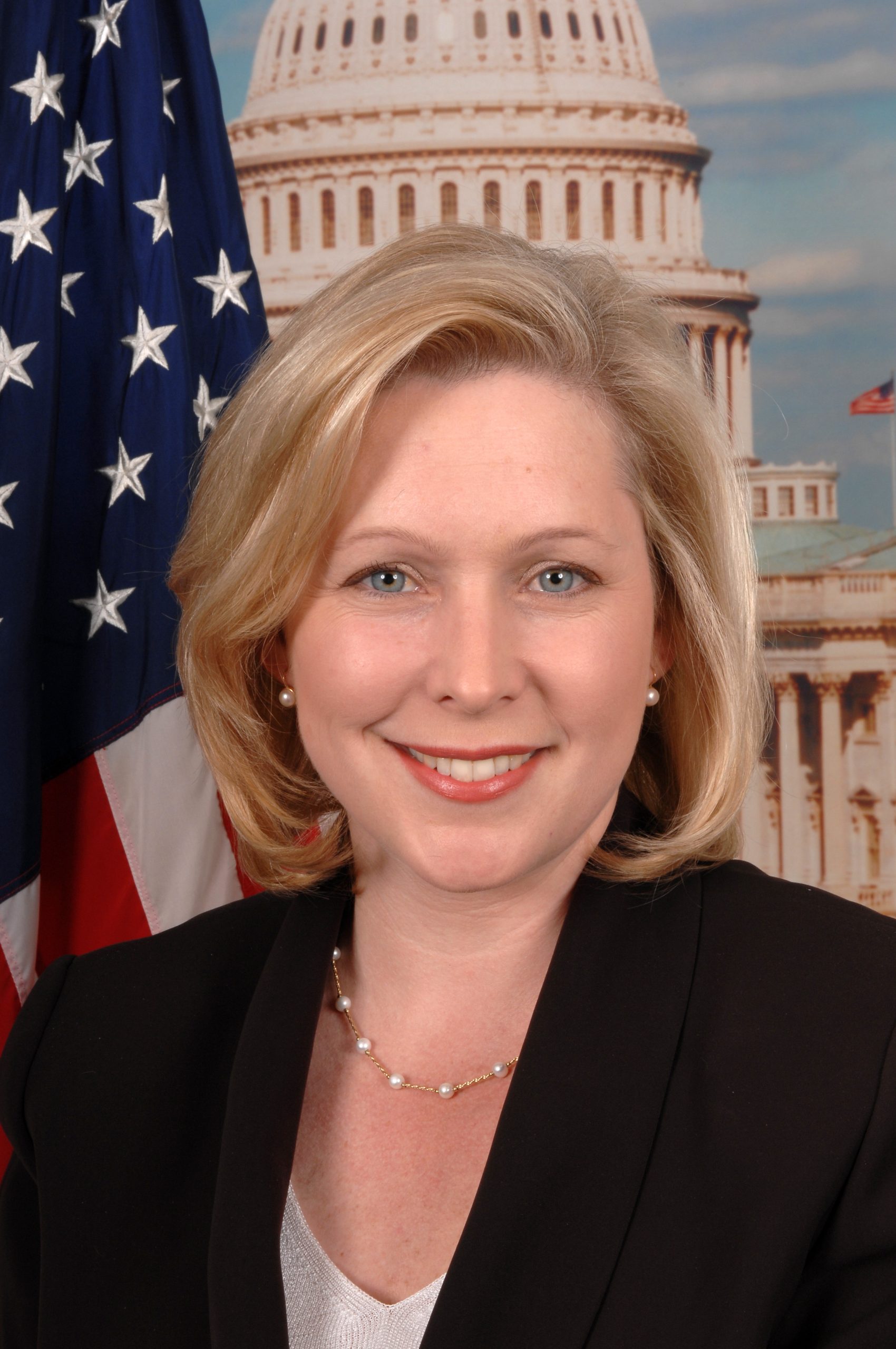Kirsten Gillibrand, official photo portrait, 2006