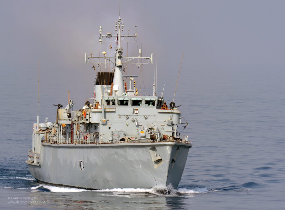 HMS Middleton in the Strait of Hormuz