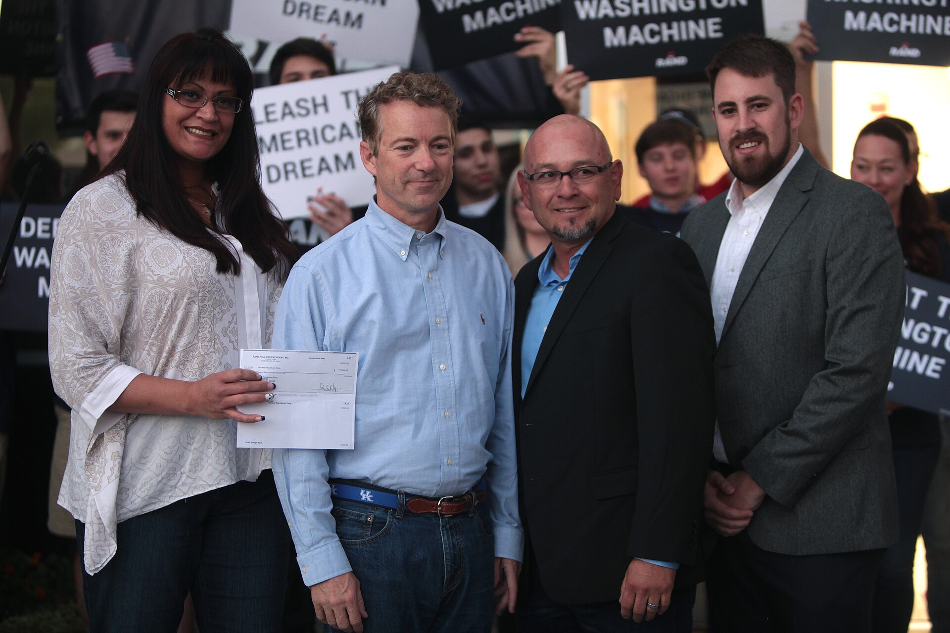 Rand Paul with Republican Party officials (22518932132)
