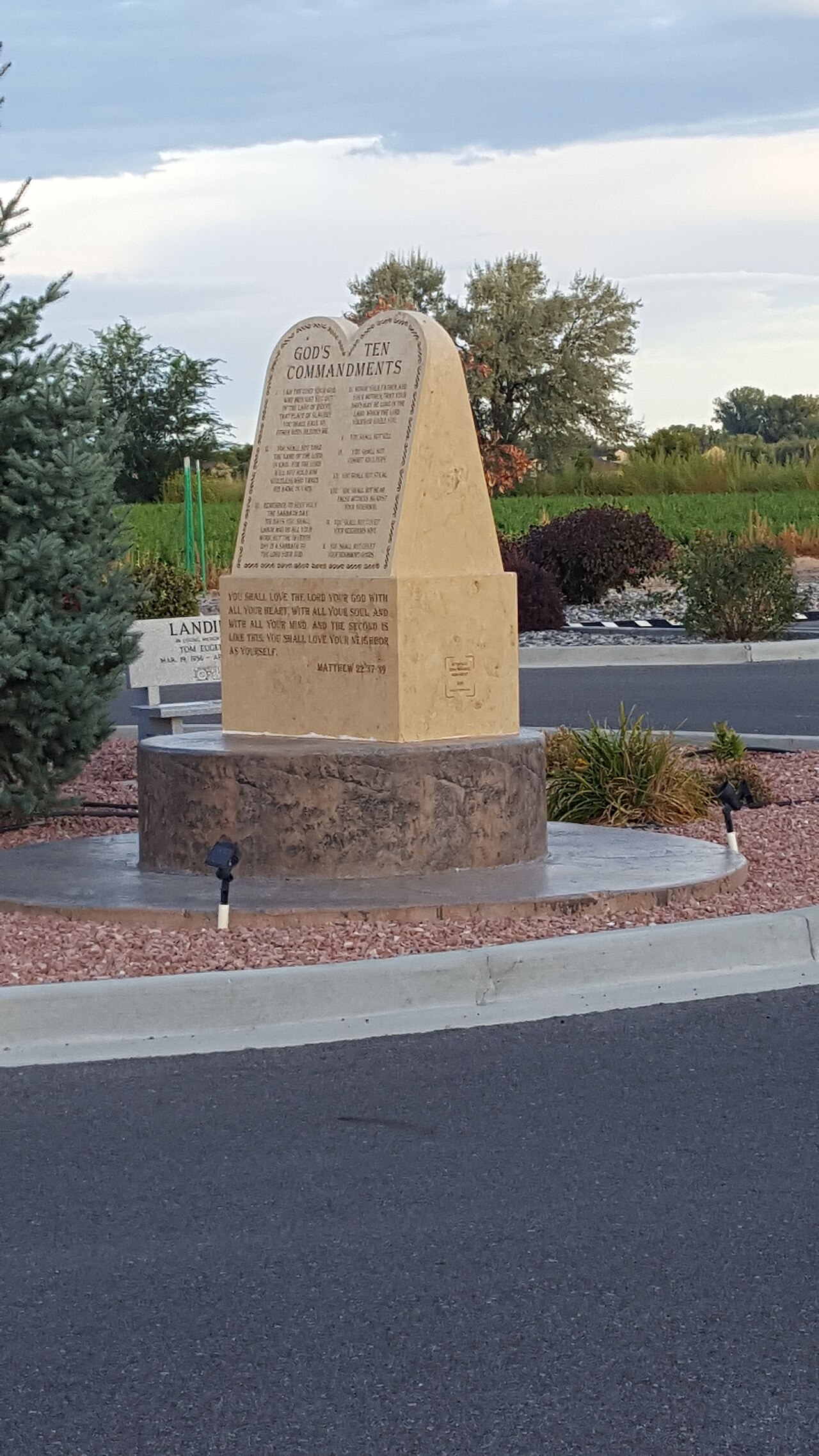 Ten Commandments Fruita Entry